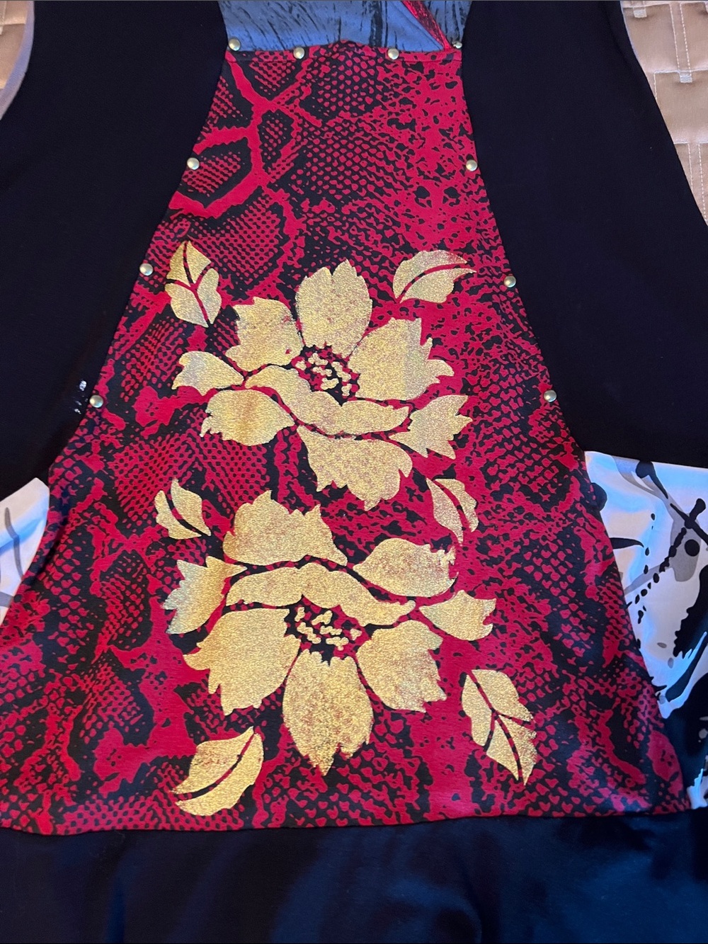 Women's Seven Waves Black Tunic with Red and Gold Floral Panels. Brazil Small - Picture 9 of 12